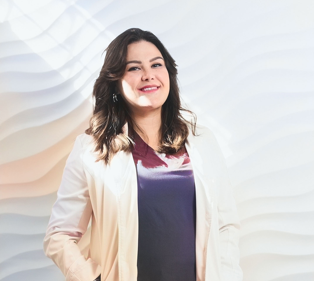 Dr. Gloria Covarrubias