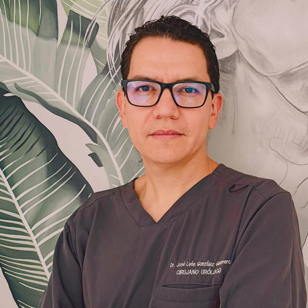 Dr. Jose León Gonzalez